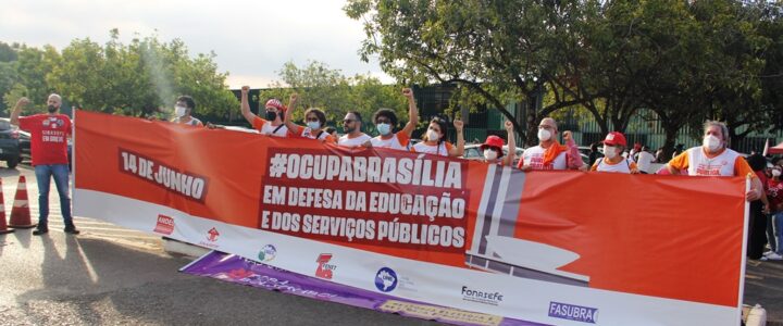 “Ocupa Brasília” reúne milhares em defesa da Educação e contra privatizações na capital federal